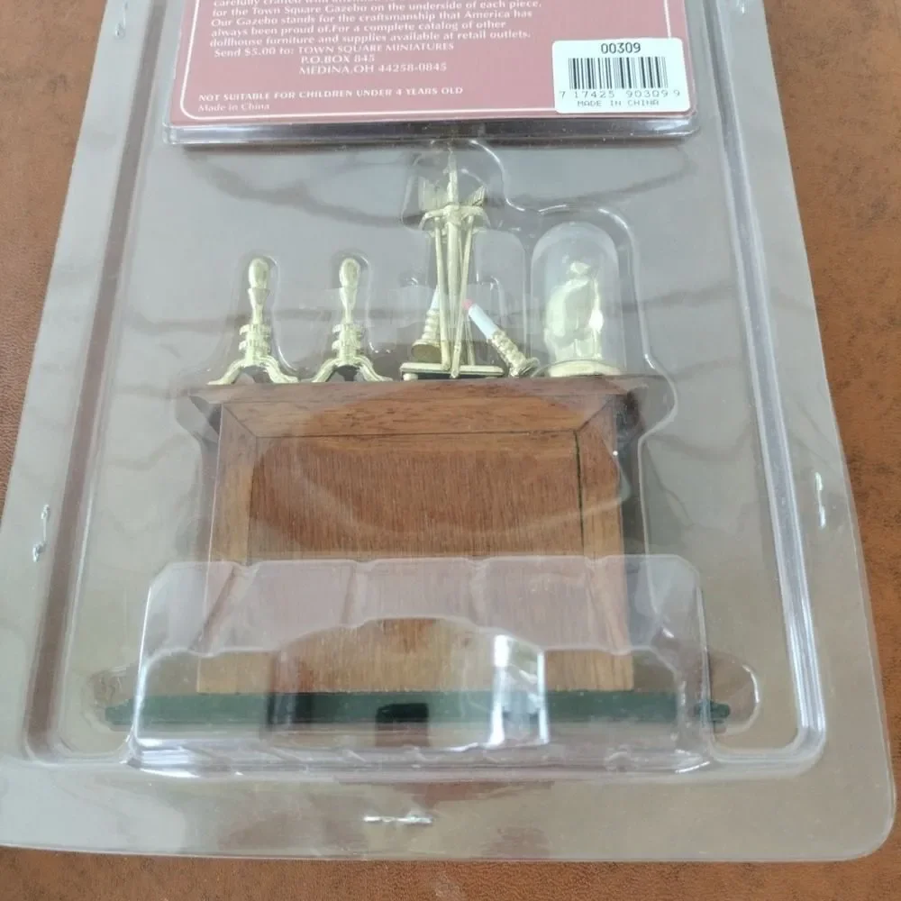 Dollhouse Fireplace Tools Mantle Clock TOWN SQUARE MINIATURES Cherry Wood NOS